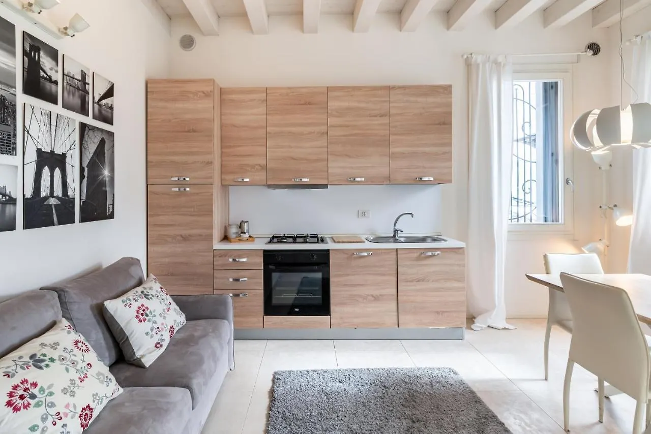 Corte Cappuccina 14 Elegant Apt Con Parcheggio! Padwa Włochy