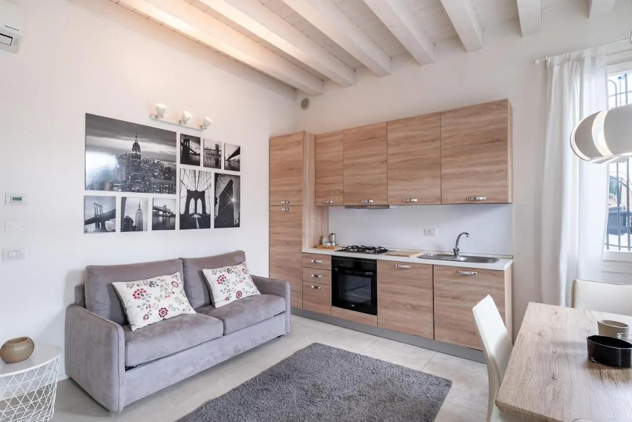 Corte Cappuccina 14 Elegant Apt Con Parcheggio! Padwa